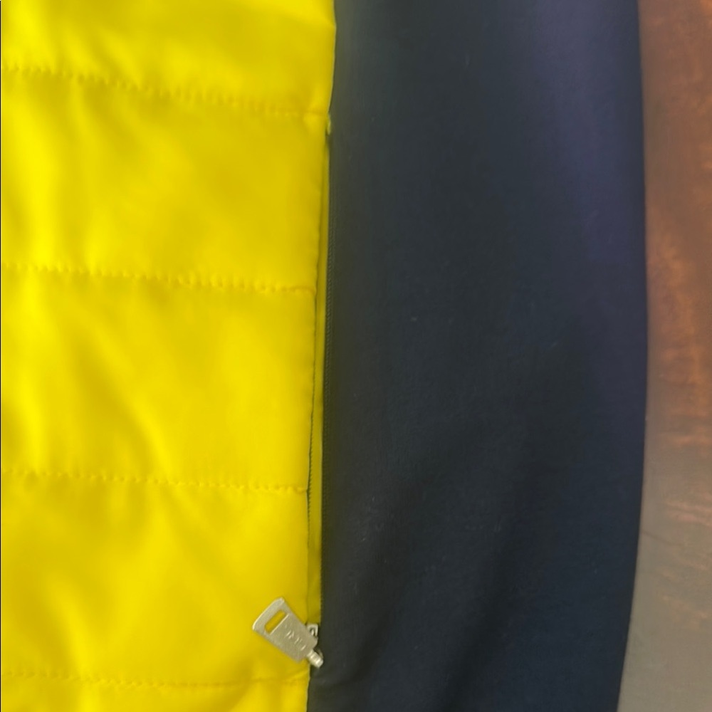 Ralph Lauren Active Yellow and Blue Vest size L - Picture 3 of 4